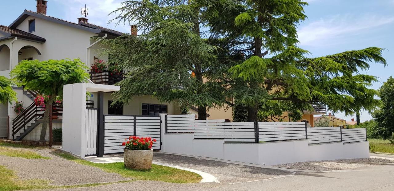 Fiori Apartment Umag Exterior foto